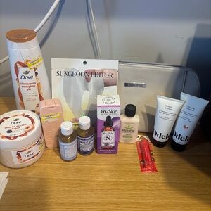 Dove odelo hempz Dr bronners lip smacker truskin 12 piece bundle